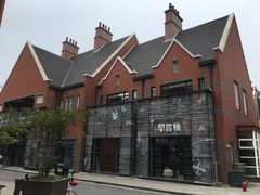 -钟书阁(松江泰晤士小镇店)