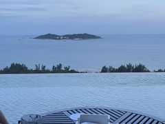 -瑰丽酒店·海吧·天际下午茶·现场DJ·天台酒吧