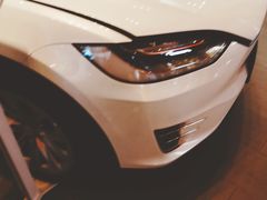 -TESLA 特斯拉(广州天环广场体验店)