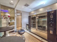 -Pets First伊珊娜洗护·精致美容·家庭式寄养(新会路店)