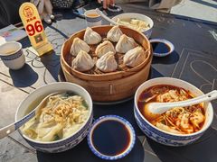 -笑来喜馄饨小笼工坊店(湖滨街店)