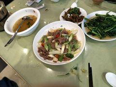 -曾牛肉