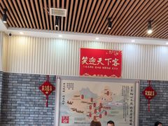 -小锅饭豆腐馆(嘉陵江街店)