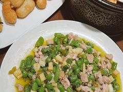 -万重锦·人文川菜馆(骡马市店)