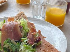 蓝芝士焦糖苹果火锅可丽饼-RAC BAR(安福路店)