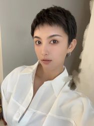 -十六番发型师事务所