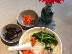 油鸡枞米线-半山腰·云南菜(侨福芳草地店)