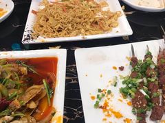 -火枪手串吧·鹤岗小串涮肚(亦庄店)
