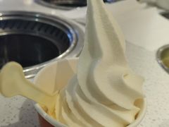 -龍歌自助小火锅(市北CBD万达店)