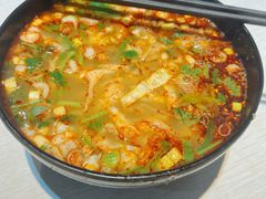 -牵人麻辣粉(粉巷店)