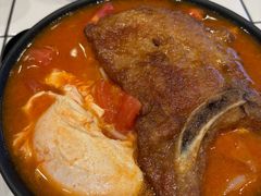 -肥汁米蘭香港米线(长宁来福士店)