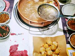 -牛村来人潮汕牛肉火锅(西单店)