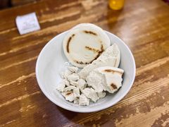 白馍-刘信牛羊肉泡馍小炒(回民街店)