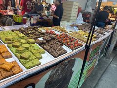 -席娜卡琳火车铁道夜市