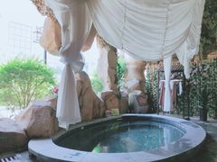 -中华郡温泉