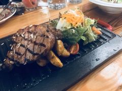-I HOLIC艾豪丽披萨(KKone店)