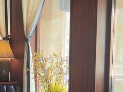 -八府香鸭·啫啫煲(华山路店)