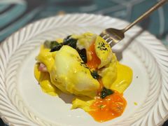 班尼迪克蛋红肠饼-MIO弥欧洋房西餐厅(中央大街店)