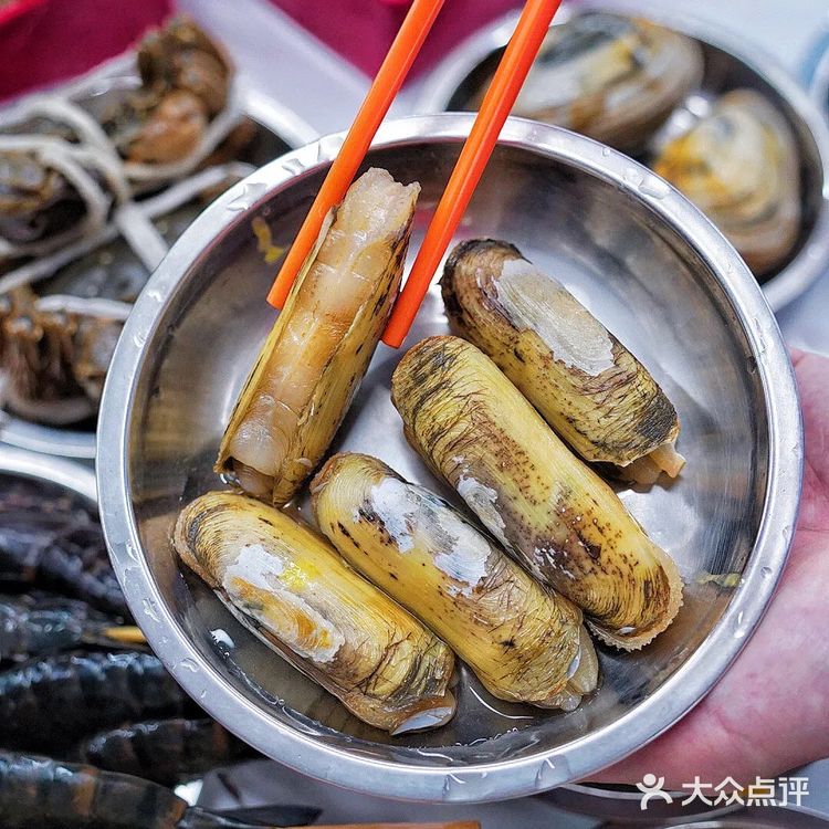 富贵请向前!王富贵会惩罚每一个不来吃的人!