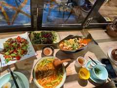 -缘生态云南菜·野生菌庭院餐厅(华侨城店)