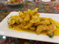 -闯关东东北农家菜(崂山石老人店)