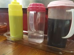 -丽虹云南过桥米线(兴工街店)