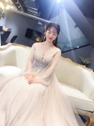 -艾米丽婚纱礼服