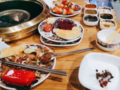 -汉江山料理级自助烤肉黑金冠(周口好吃城店)