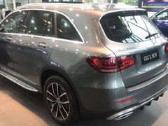 -杭州中升之星奔驰4S店(滨江店)