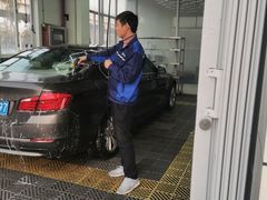 -华胜奔驰宝马奥迪专修连锁(虹梅南路店)