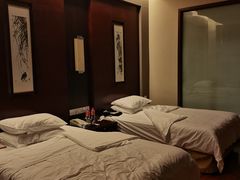 -绍兴鉴湖君澜大酒店
