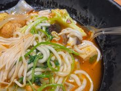 -万记麻辣烫国展总店