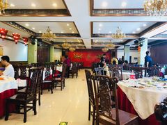 大堂-鑫巴蜀小镇 · 水煮鱼专研店(玉桥店)