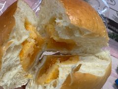 麻薯肉松蛋黄包-面包与我Bread Or Me(长城汇店)