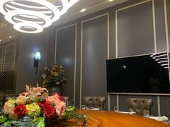 -鸿星花园酒家(银亿家园店)