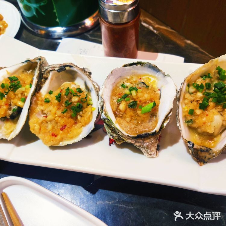环境：座位挺多，空间大，有两层