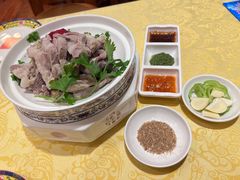 手把羊肉-德乐海蒙餐