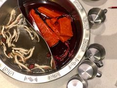 -憨铁匠老火锅(龙岗万科里店)