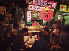 -六合夜市