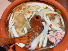 三七汽锅鸡-雀舞云南菜(乐客城店)