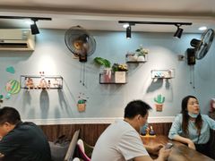 大堂-鸭小妹鸭血粉丝(老门东店)