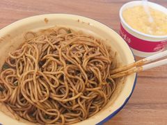 -老五热干面(沿江大道店)