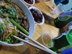 -越洋肖氏老米线(杨家坪店)