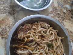 -灵山卢梅燕粉店