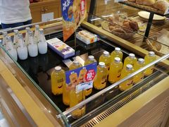 面包甜点陈列柜-味多美蛋糕(梨园店)