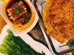 -清真·东拉黑炭火烤羊腿(世通·国际店)