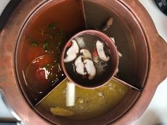 -滇釜火锅·能喝汤的火锅(车公庄店)