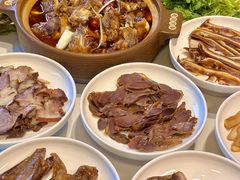 -老鼎万春卤菜(五代传承创始老店)