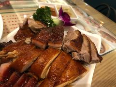 特价烧味例牌三拼-香港新曜记茶餐厅(万泰城店)