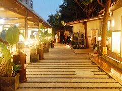 -浮何烤铺(桐梓林店)